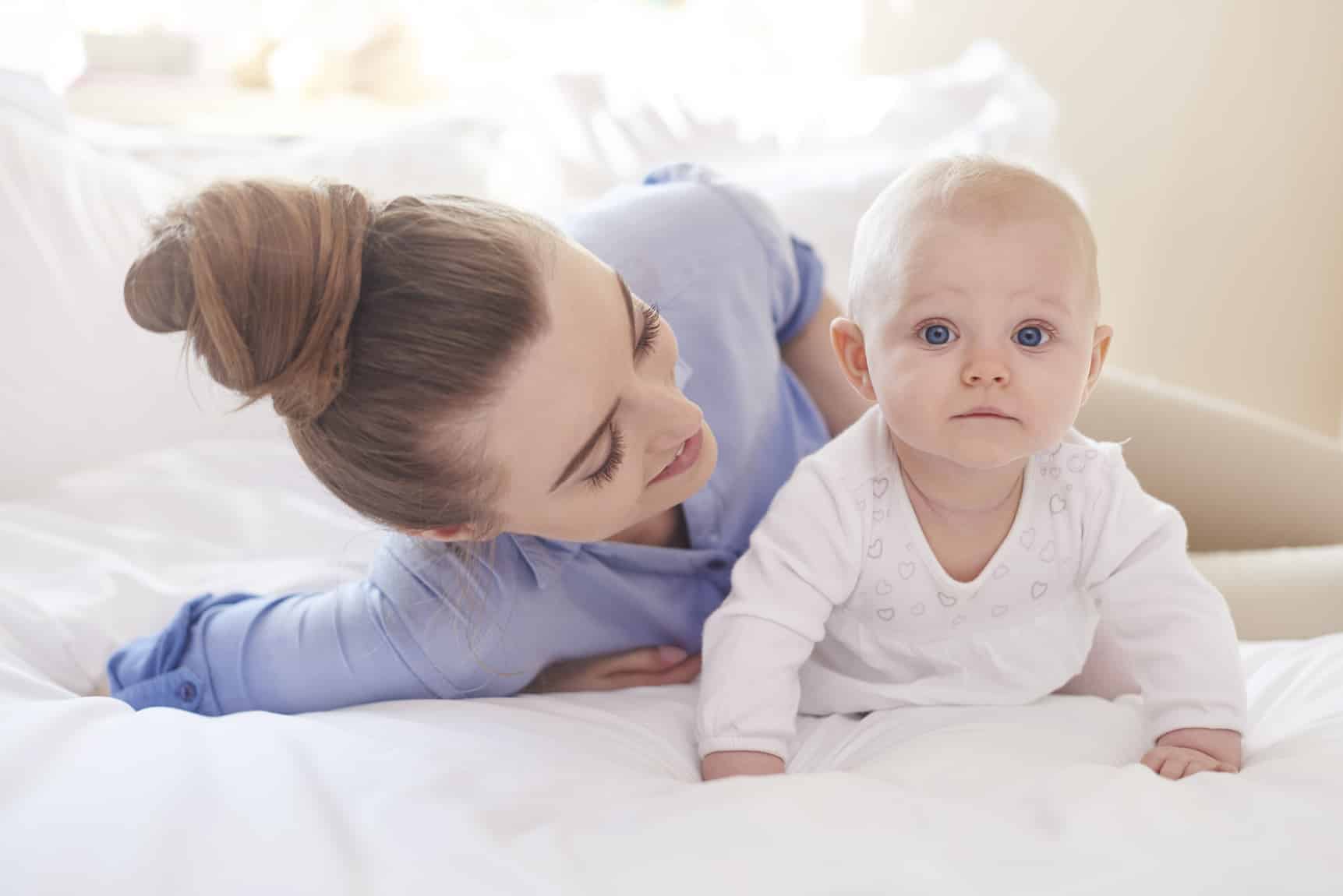 Bestrooi gordijn Wiegen Slaapschema baby 3 maanden - Slaaptipsvoorbabys.nl