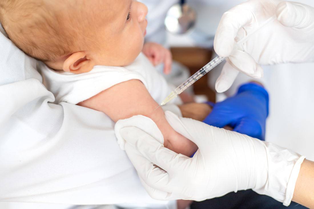 Baby slaap na vaccinatie