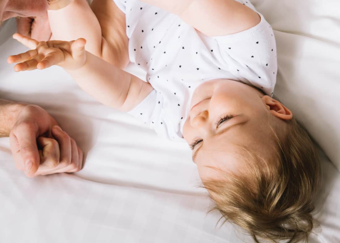 Hoe stop je het vroeg wakker worden van je kindje?